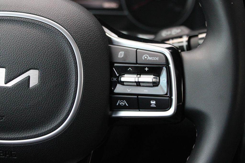 used 2022 Kia Sorento car, priced at $25,400