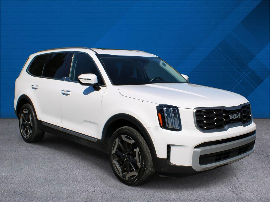 used 2025 Kia Telluride car, priced at $34,400