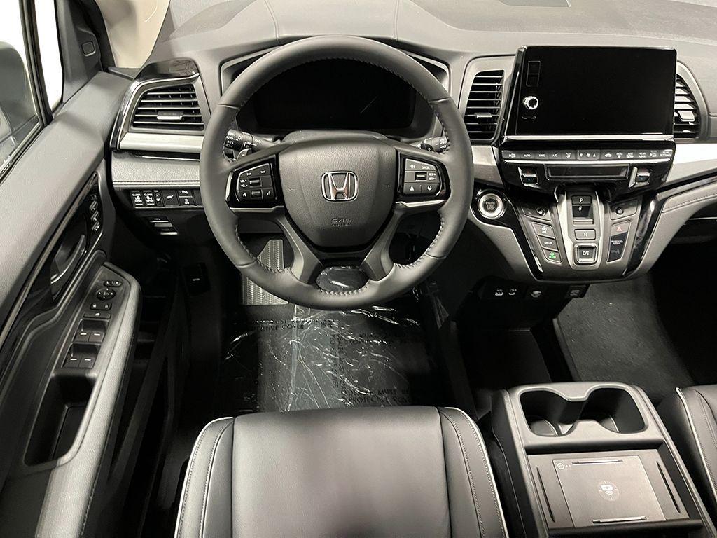 new 2026 Honda Odyssey car, priced at $48,990
