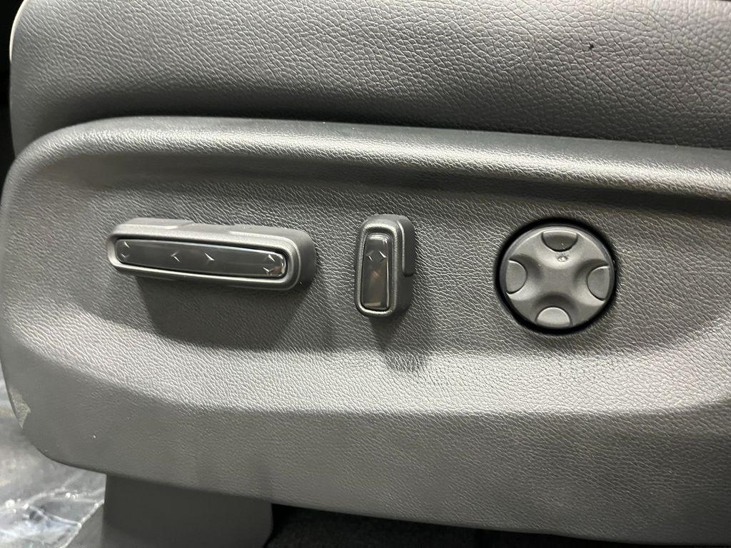 new 2026 Honda Odyssey car, priced at $48,990