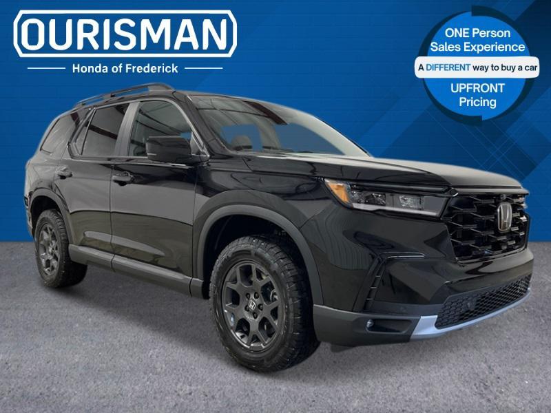 new 2025 Honda Pilot car, priced at $50,850