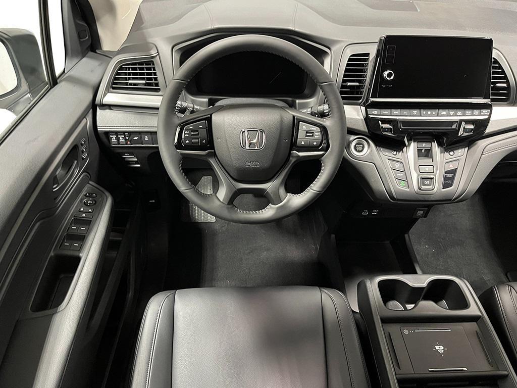 new 2026 Honda Odyssey car, priced at $44,745