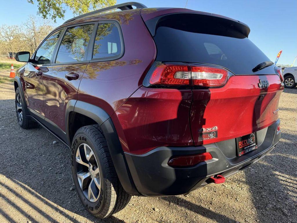 used 2017 Jeep Cherokee car