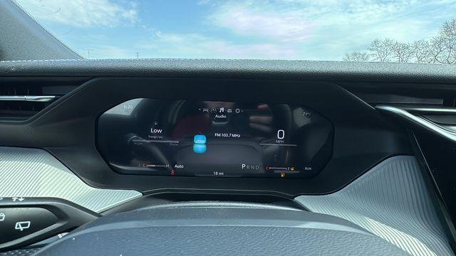 new 2026 Jeep Cherokee car, priced at $40,008