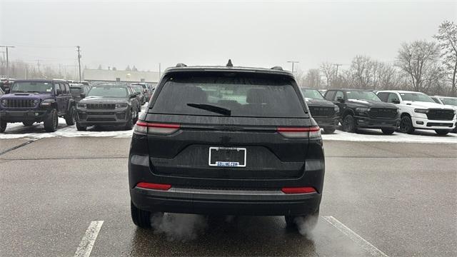 new 2026 Jeep Grand Cherokee car, priced at $49,965
