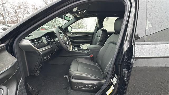 new 2026 Jeep Grand Cherokee car, priced at $49,965