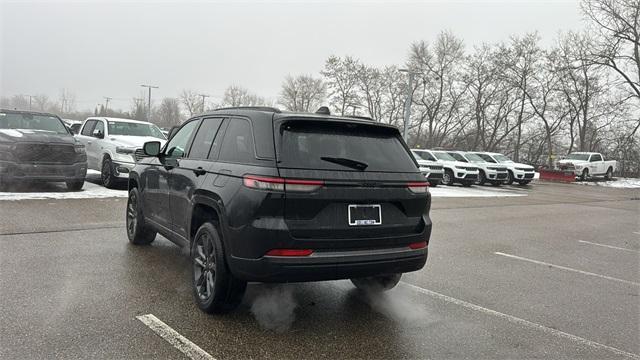 new 2026 Jeep Grand Cherokee car, priced at $49,965