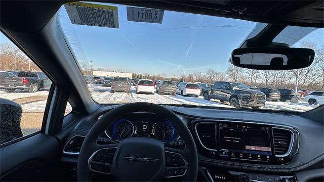 new 2026 Chrysler Pacifica car, priced at $40,060