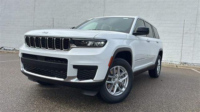 new 2025 Jeep Grand Cherokee L car, priced at $40,074