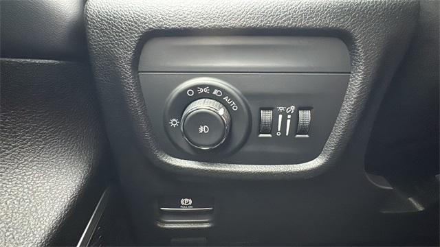 new 2026 Jeep Grand Cherokee L car, priced at $47,043