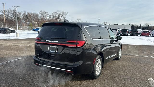 new 2026 Chrysler Pacifica car, priced at $39,598