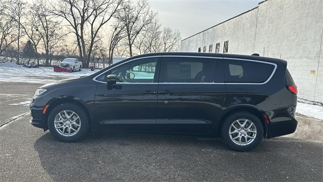 new 2026 Chrysler Pacifica car, priced at $39,598