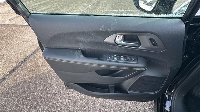 new 2026 Chrysler Pacifica car, priced at $39,598