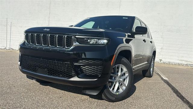 new 2025 Jeep Grand Cherokee car, priced at $39,067