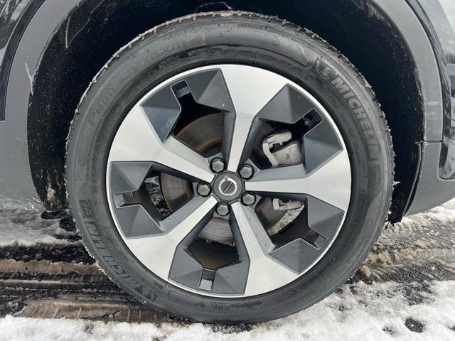used 2025 Volvo XC40 car, priced at $30,260