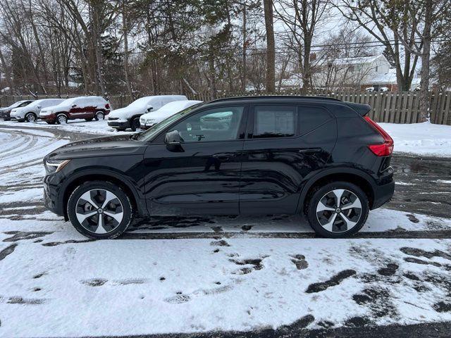 used 2025 Volvo XC40 car, priced at $29,250