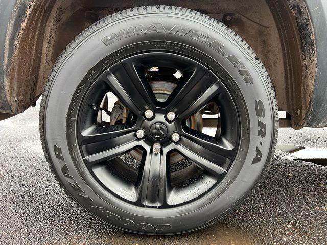 used 2022 Ram 1500 Classic car, priced at $29,898