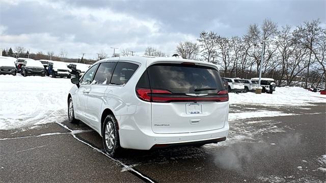 new 2026 Chrysler Pacifica car, priced at $39,598