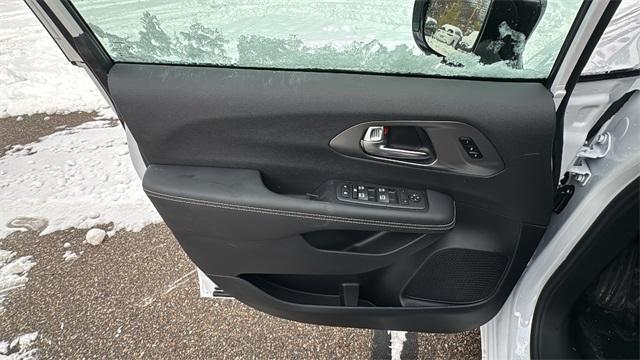 new 2026 Chrysler Pacifica car, priced at $39,598