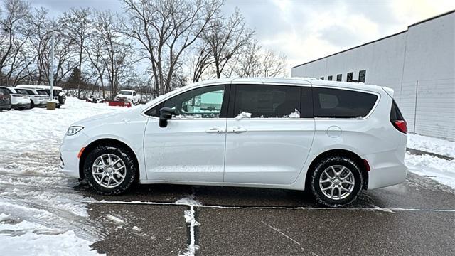 new 2026 Chrysler Pacifica car, priced at $39,598