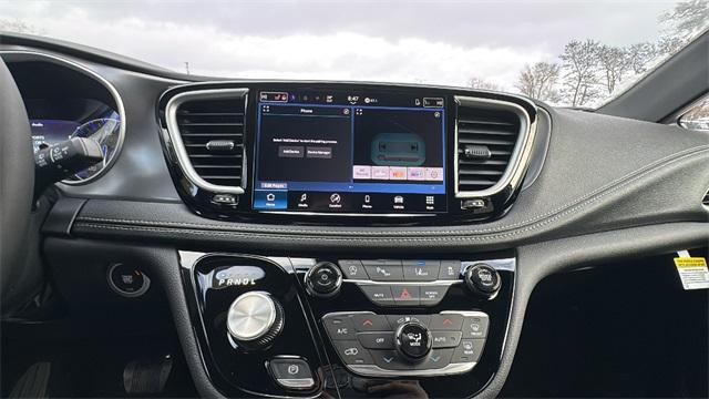 new 2026 Chrysler Pacifica car, priced at $39,598