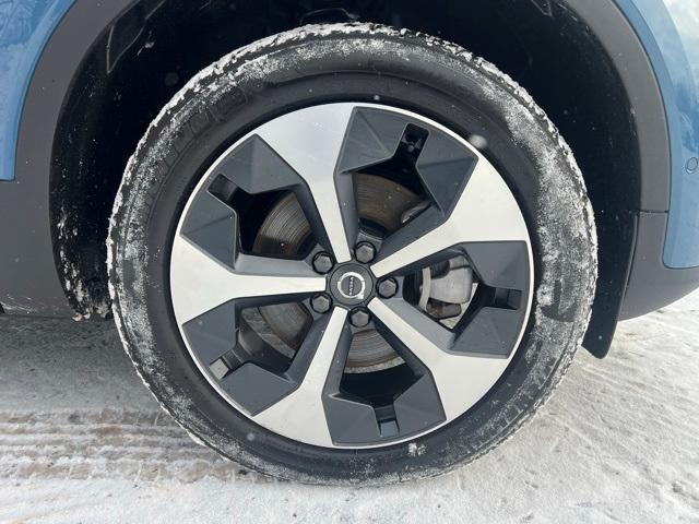 used 2025 Volvo XC40 car, priced at $29,181