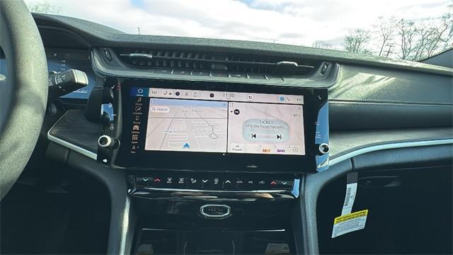 new 2026 Jeep Grand Cherokee car, priced at $44,671