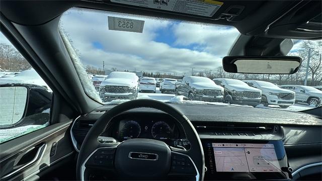 new 2026 Jeep Grand Cherokee car, priced at $44,671