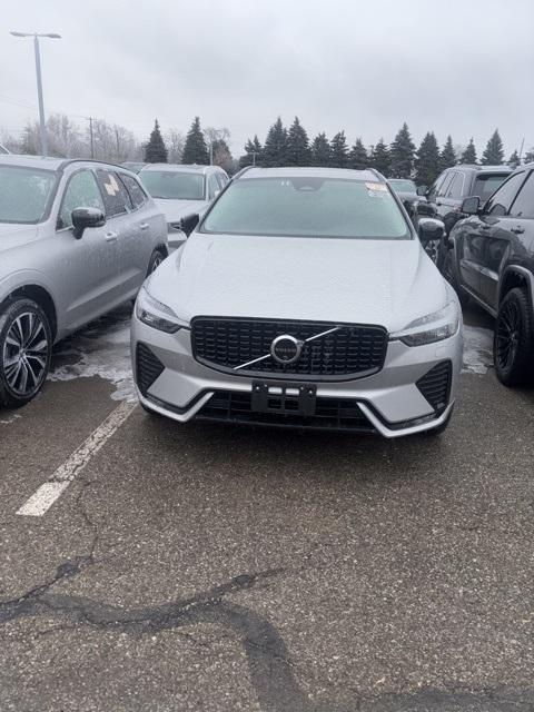 used 2025 Volvo XC60 car, priced at $35,000