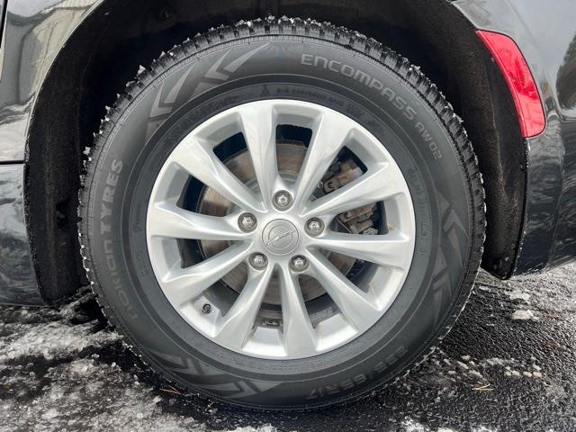 used 2019 Chrysler Pacifica car, priced at $17,250