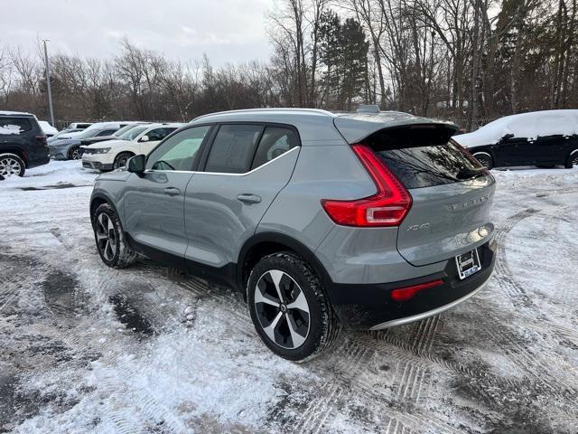 used 2025 Volvo XC40 car, priced at $31,504