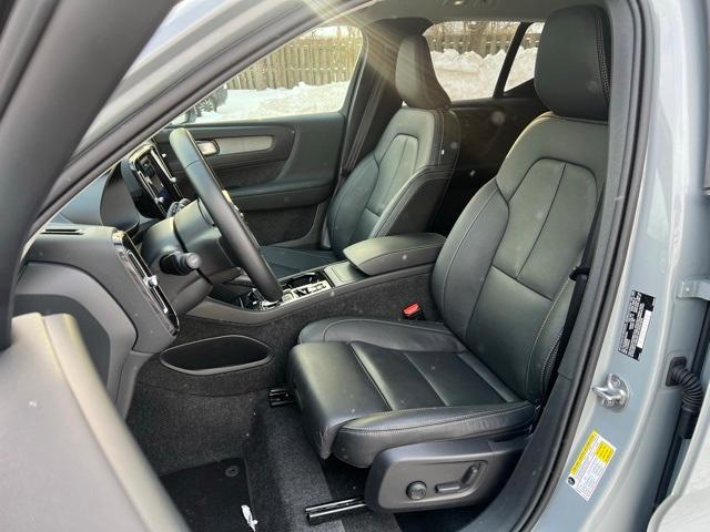 used 2025 Volvo XC40 car, priced at $31,504