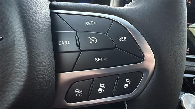 new 2026 Chrysler Pacifica car, priced at $39,321