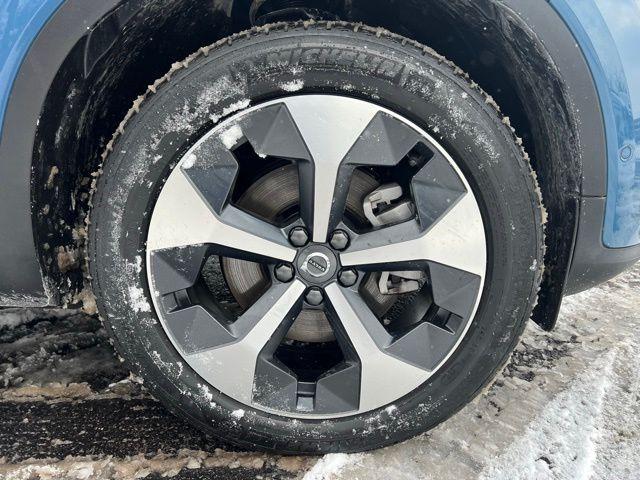 used 2025 Volvo XC40 car, priced at $29,655