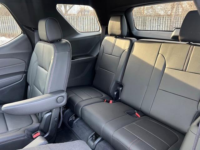 used 2023 Chevrolet Traverse car, priced at $34,961