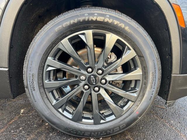 used 2023 Chevrolet Traverse car, priced at $34,961