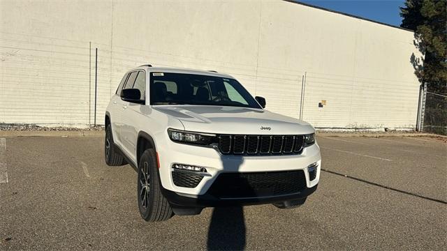 new 2025 Jeep Grand Cherokee car, priced at $41,964