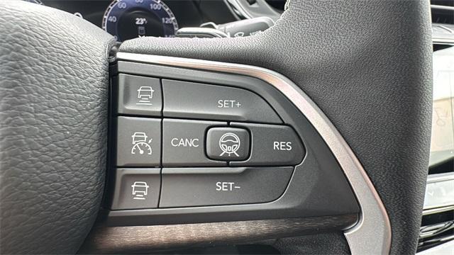 new 2026 Jeep Grand Cherokee car, priced at $45,571