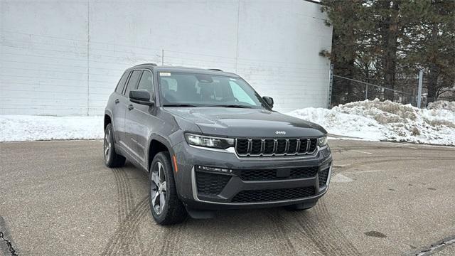new 2026 Jeep Grand Cherokee car, priced at $45,571