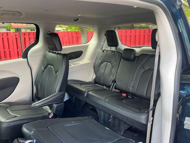 used 2023 Chrysler Pacifica car, priced at $32,680