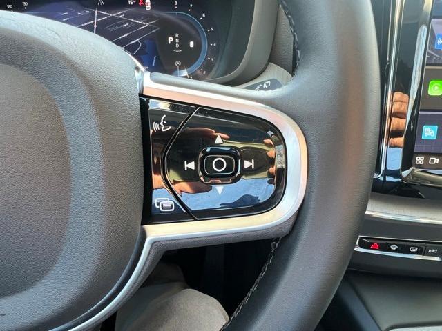 used 2025 Volvo XC60 car, priced at $33,609