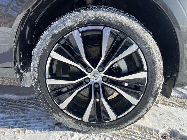 used 2025 Volvo XC60 car, priced at $33,350