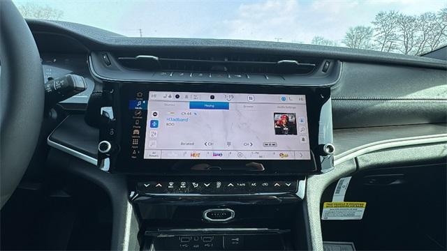 new 2026 Jeep Grand Cherokee car, priced at $47,742