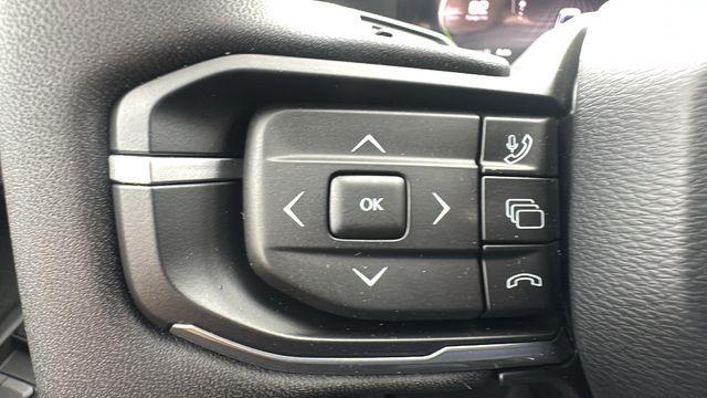 new 2026 Jeep Cherokee car, priced at $38,759