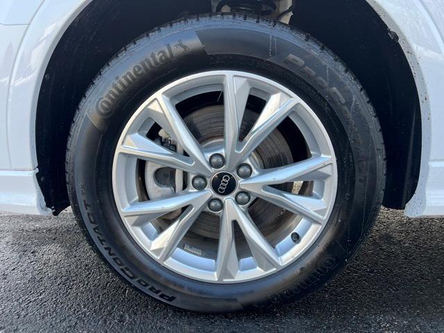 used 2025 Audi Q3 car, priced at $29,500