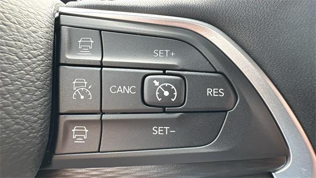 new 2025 Jeep Grand Cherokee car, priced at $37,409