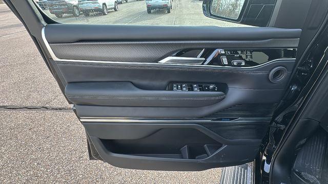 new 2025 Jeep Grand Wagoneer car, priced at $92,391