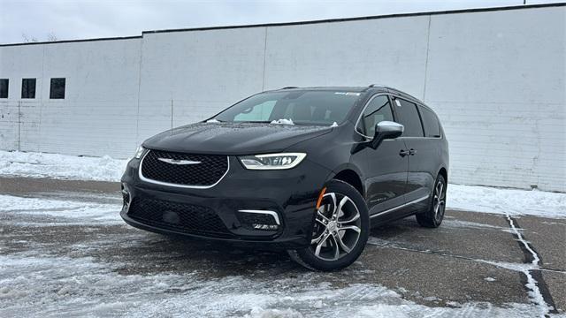 new 2026 Chrysler Pacifica car, priced at $53,376