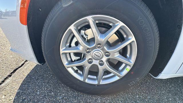 new 2026 Chrysler Pacifica car, priced at $39,321