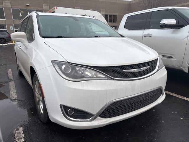 used 2019 Chrysler Pacifica car, priced at $15,778